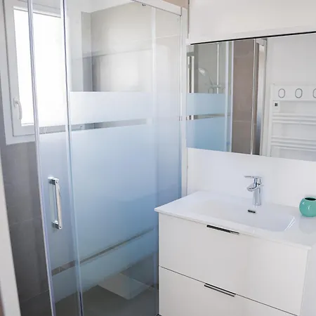 Pascal Paoli Fior Di Mare مورياني بلاج